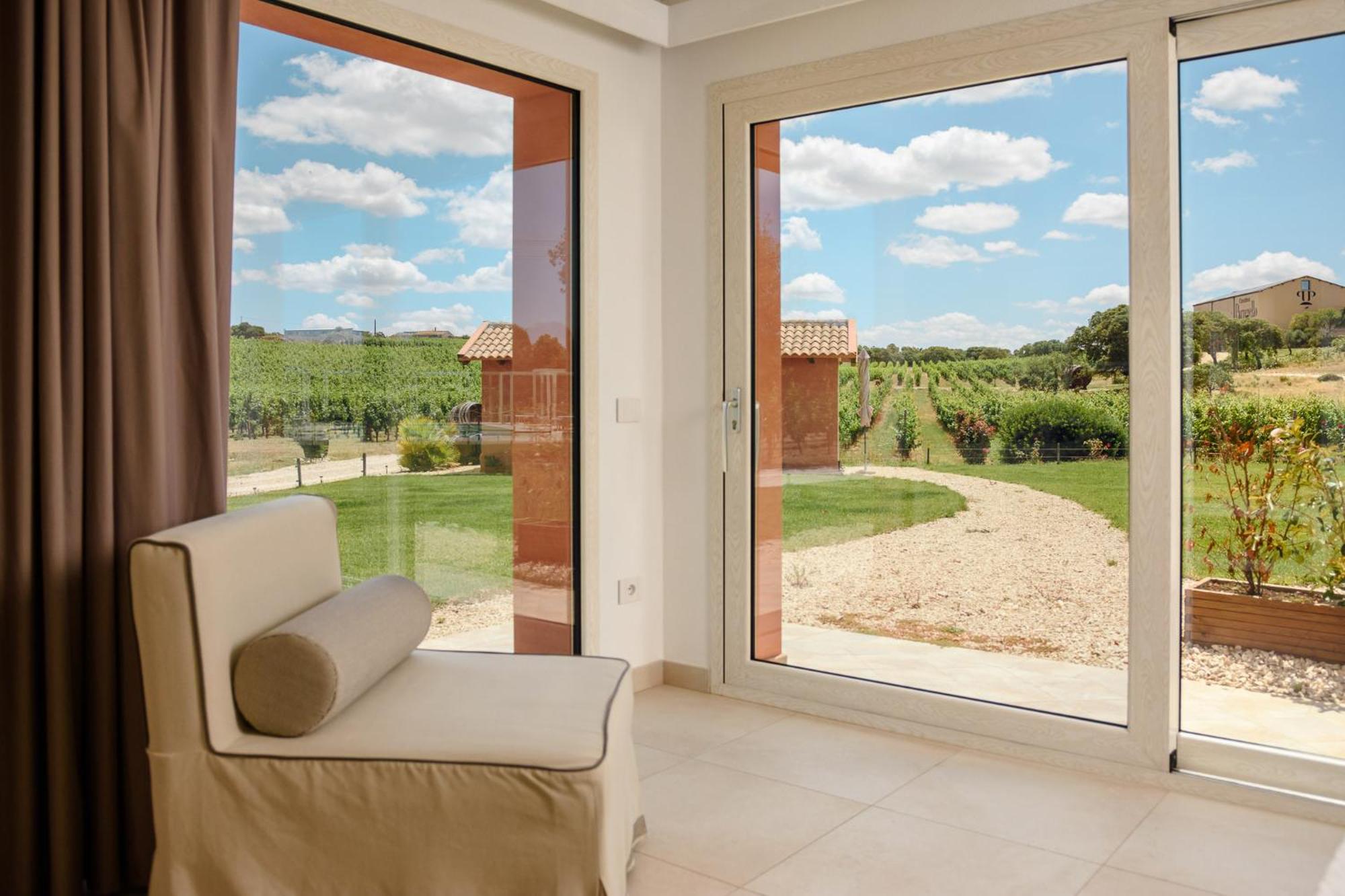 La Vinia Bed&Wine Experience - Adults Only Villa Sassari Bagian luar foto